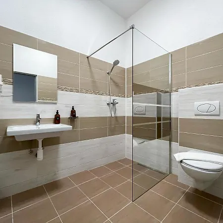Moveinn Guest house Prague