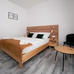 Moveinn 3*